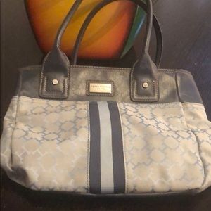 Vintage Tommy Hilfiger satchel